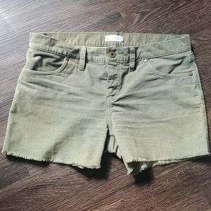 Carve Oahu shorts in thyme